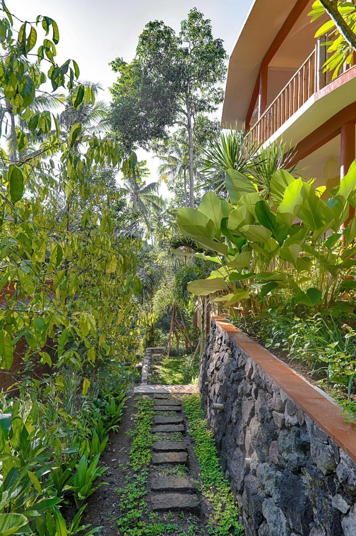 Shanti Toya Ashram Mambat Exterior foto